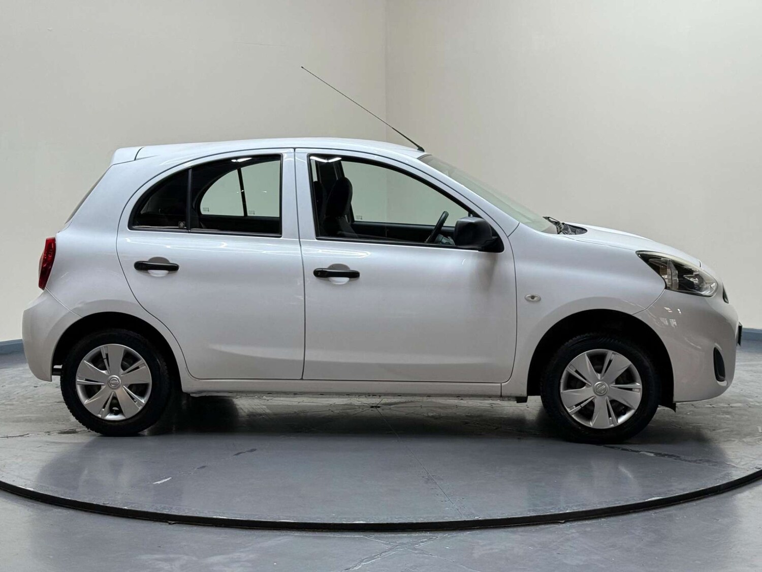 Used Nissan Micra 2014 for sale - 76363910: Photo 14