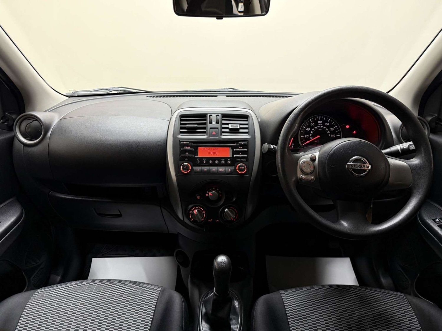 Used Nissan Micra 2014 for sale - 76363910: Photo 3