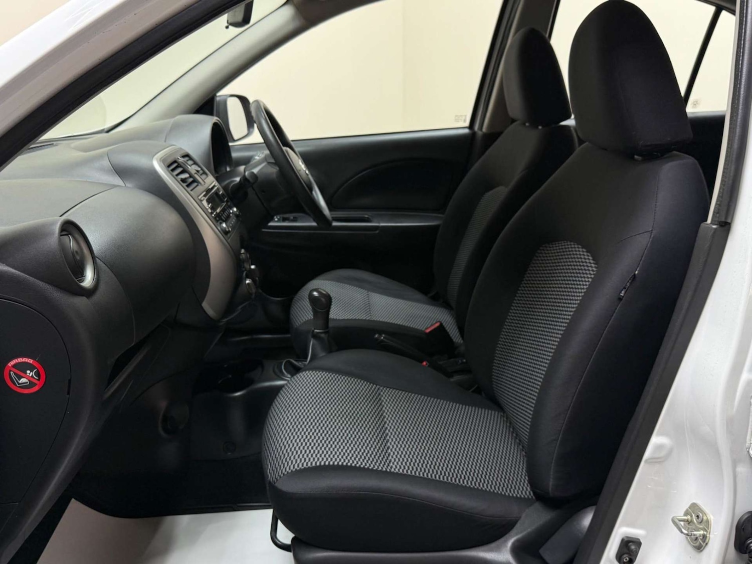 Used Nissan Micra 2014 for sale - 76363910: Photo 4