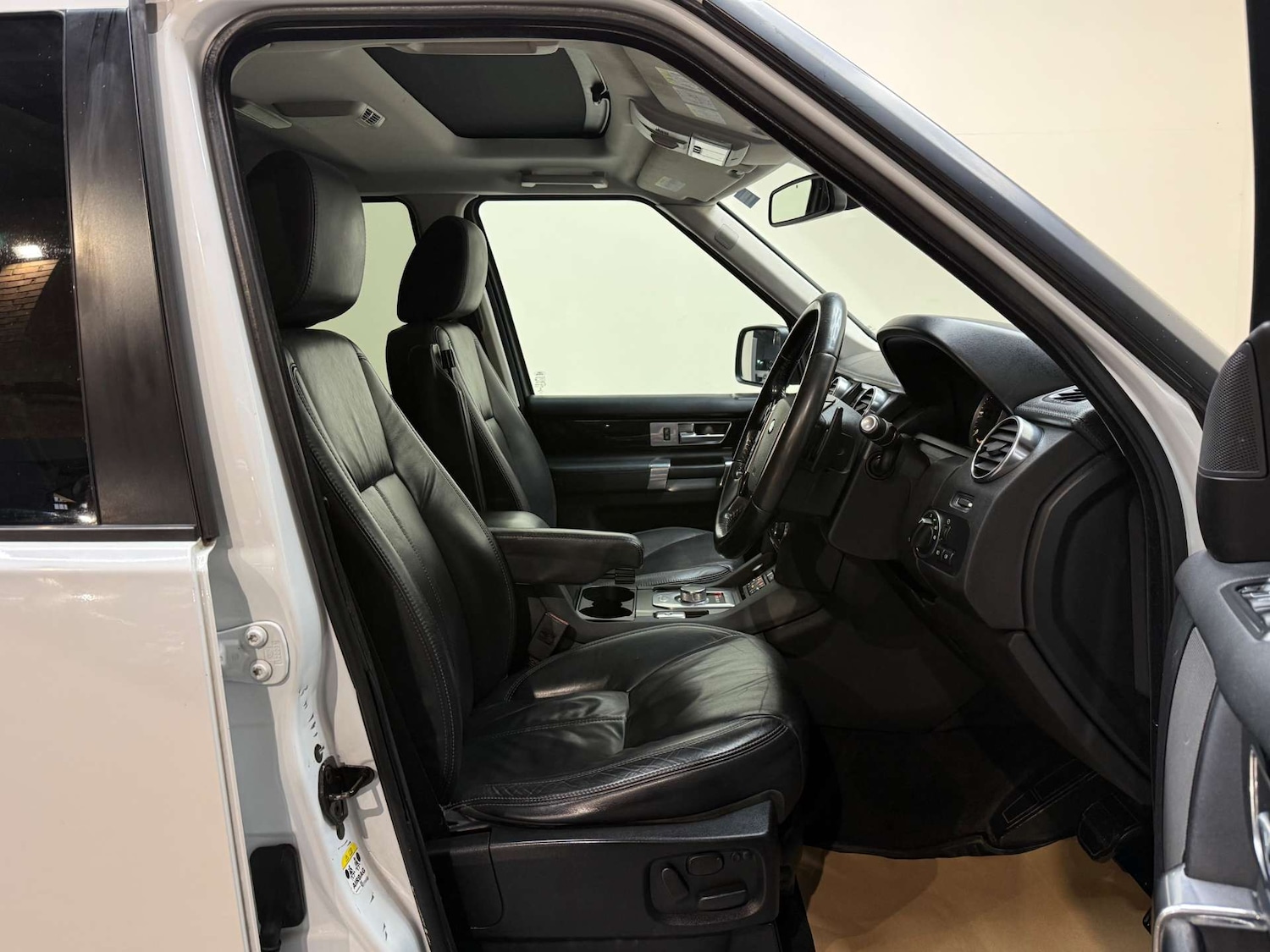 Used Land Rover Discovery 2013 for sale - 77535172: Photo 14