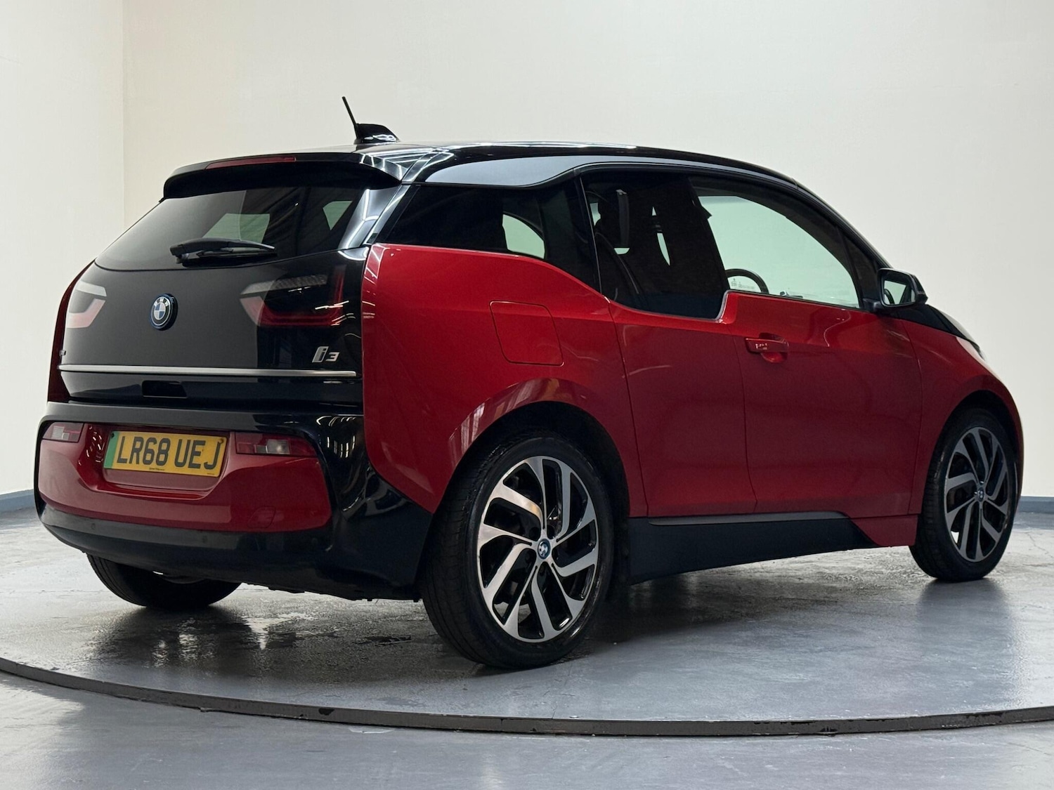 Vehicle 22