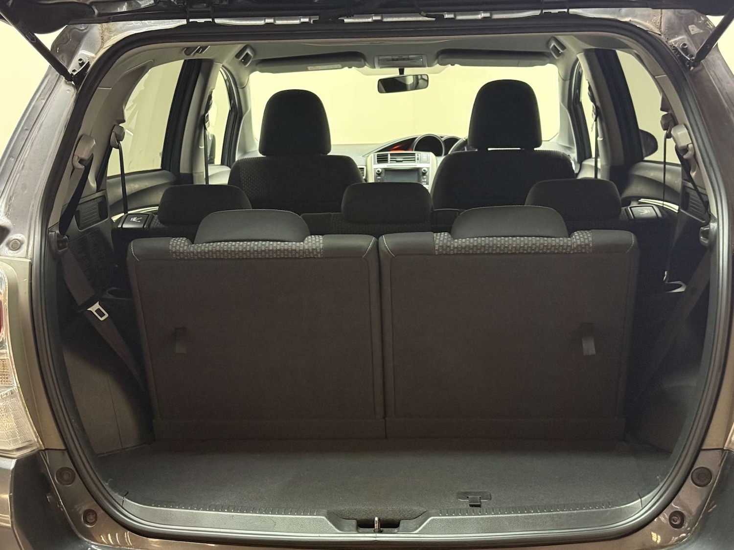 Used Toyota Verso 2013 for sale - 76601592: Photo 10