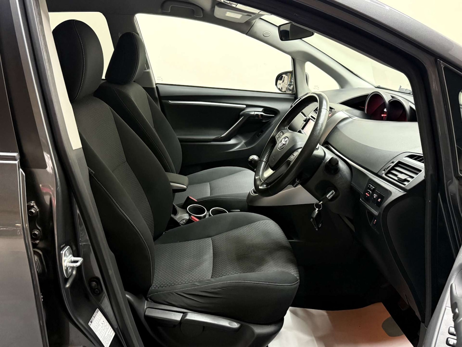 Used Toyota Verso 2013 for sale - 76601592: Photo 16