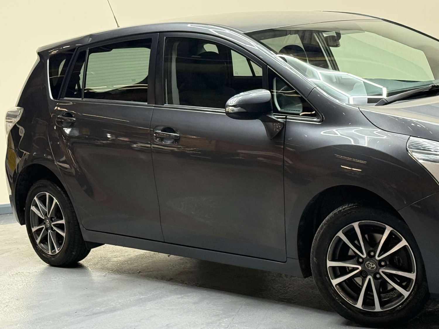 Used Toyota Verso 2013 for sale - 76601592: Photo 45