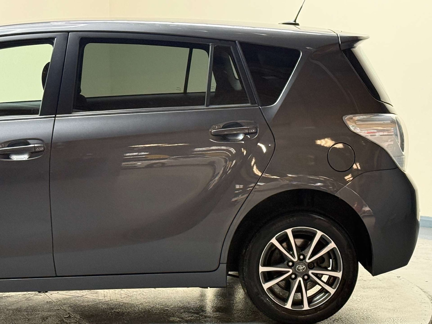 Used Toyota Verso 2013 for sale - 76263538: Photo 42