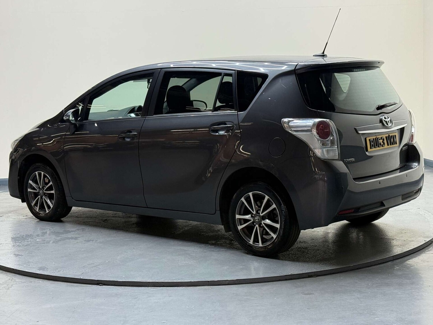 Used Toyota Verso 2013 for sale - 76263538: Photo 53