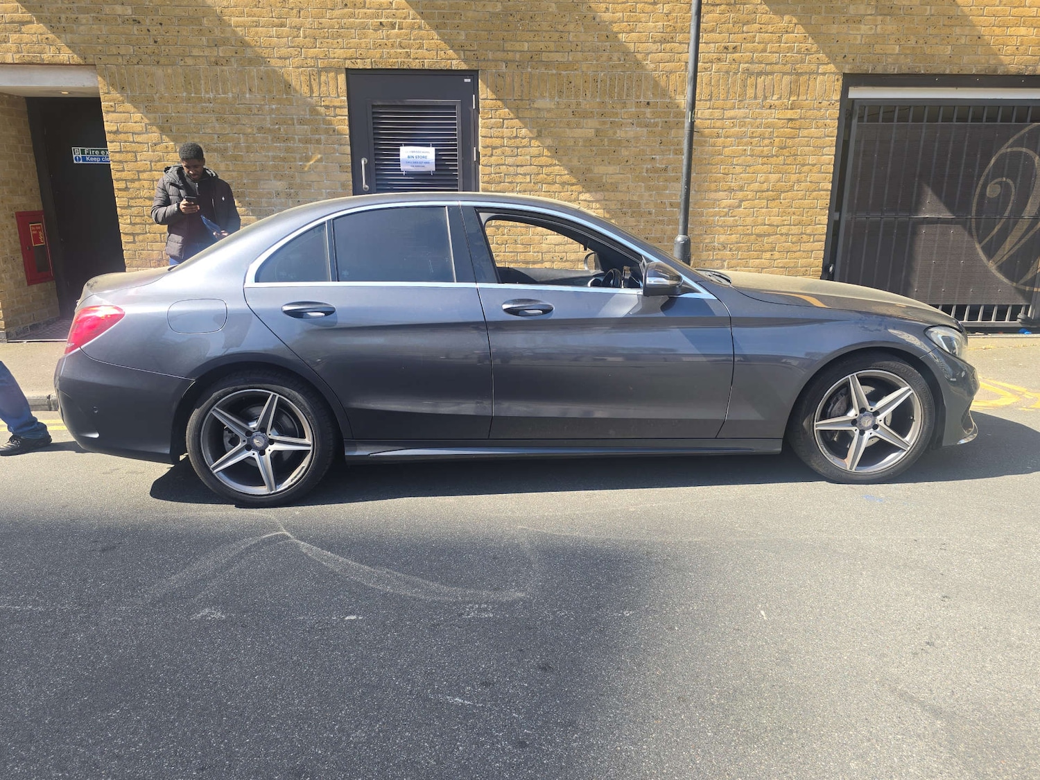 Used Mercedes-Benz C Class 2014 for sale - 78182091: Photo 4