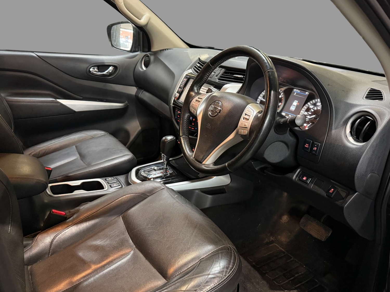Used Nissan Navara 2020 for sale - 77220991: Photo 6