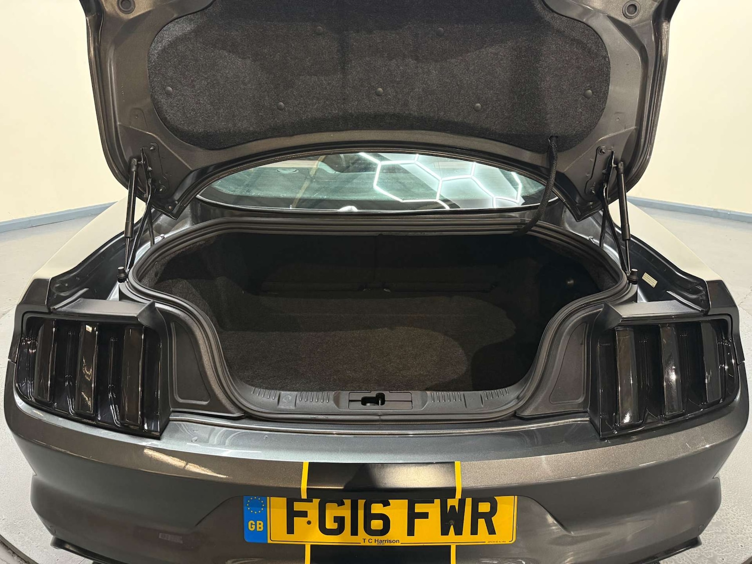 Used Ford Mustang 2016 for sale - 77355481: Photo 10