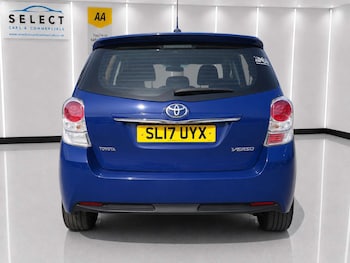 Used Toyota Verso 2017 for sale - 79537894: Photo