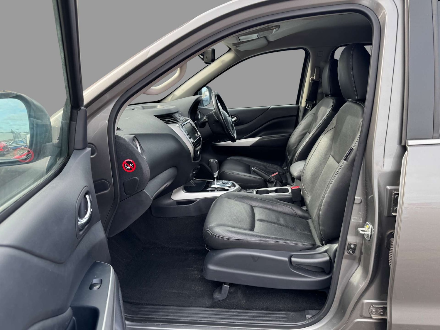 Used Nissan Navara 2020 for sale - 77880448: Photo 6