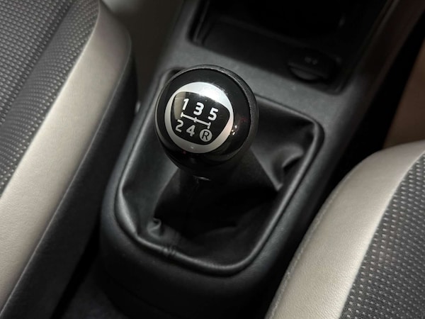 Used Volkswagen up! 2013 for sale - 76180970: Photo 20