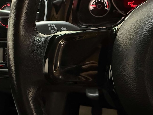 Used Volkswagen up! 2013 for sale - 76180970: Photo 61