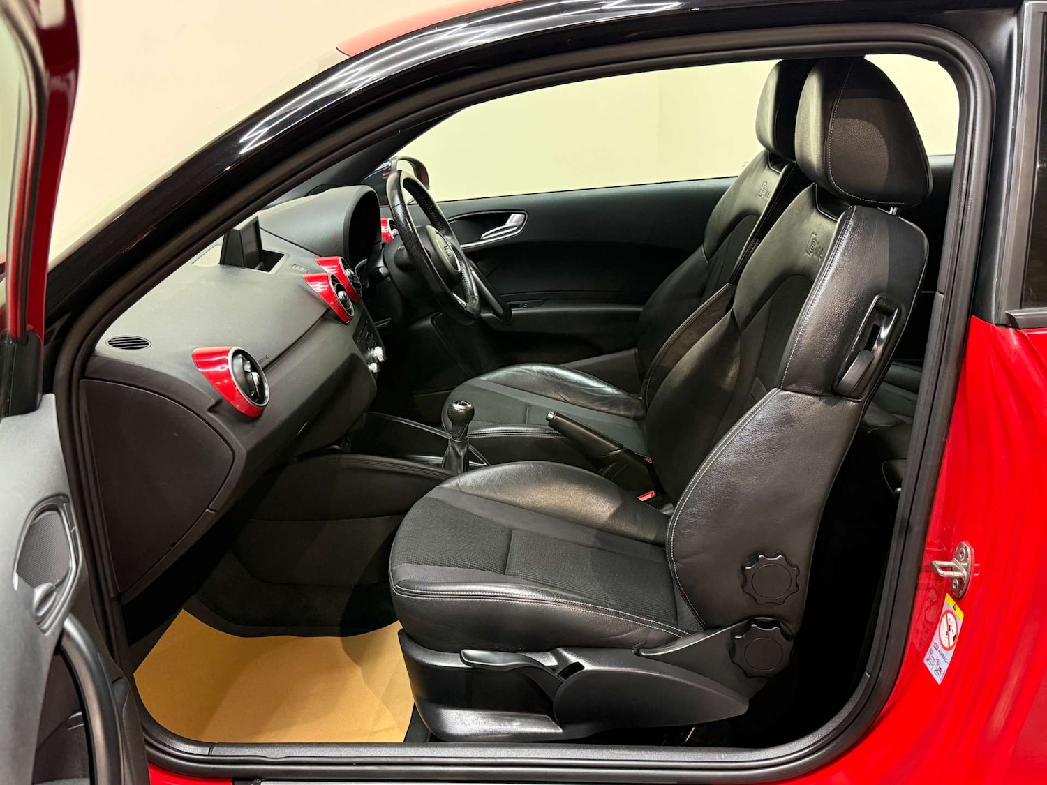 Used Audi A1 2014 for sale - 77693734: Photo 16