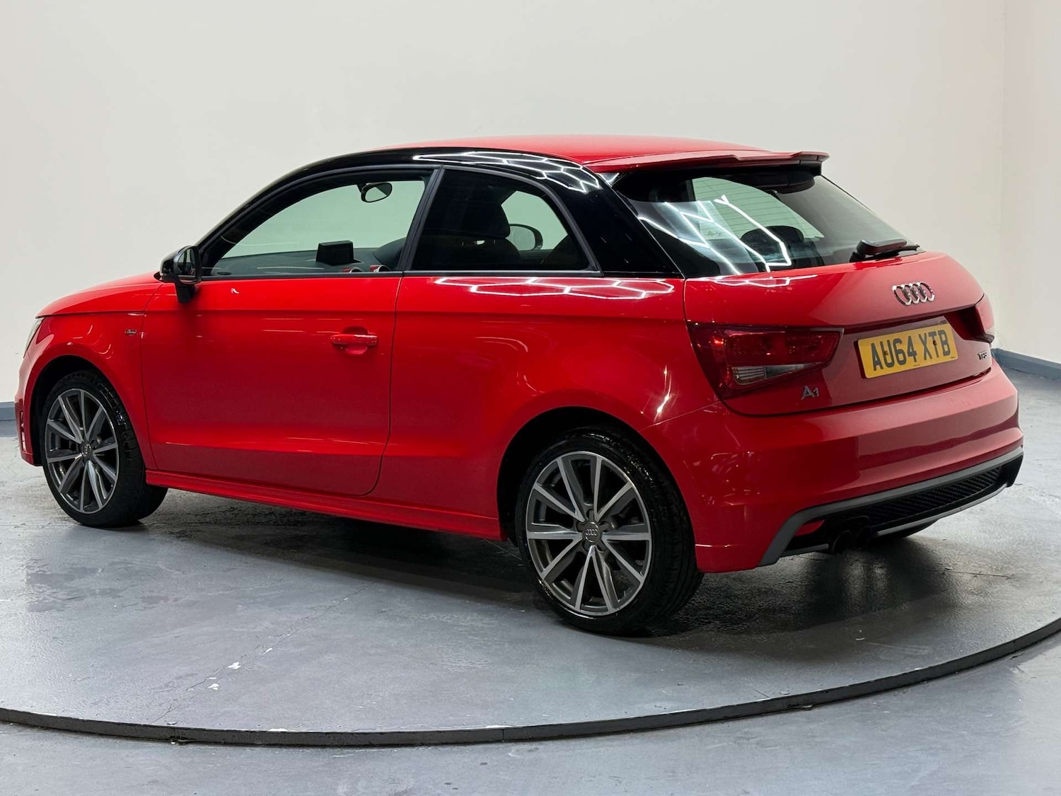 Used Audi A1 2014 for sale - 77693734: Photo 4