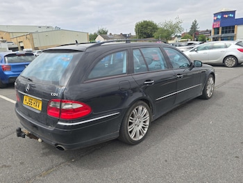 Used Mercedes-Benz E Class 2006 for sale - 79260510: Photo