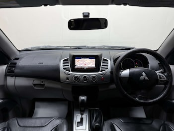Used Mitsubishi L200 2010 for sale - 78511104: Photo