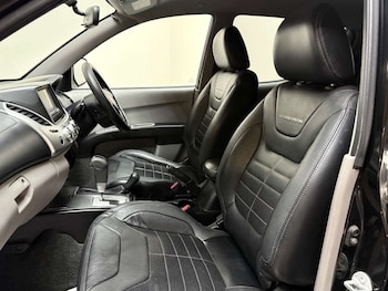 Used Mitsubishi L200 2010 for sale - 78511104: Photo
