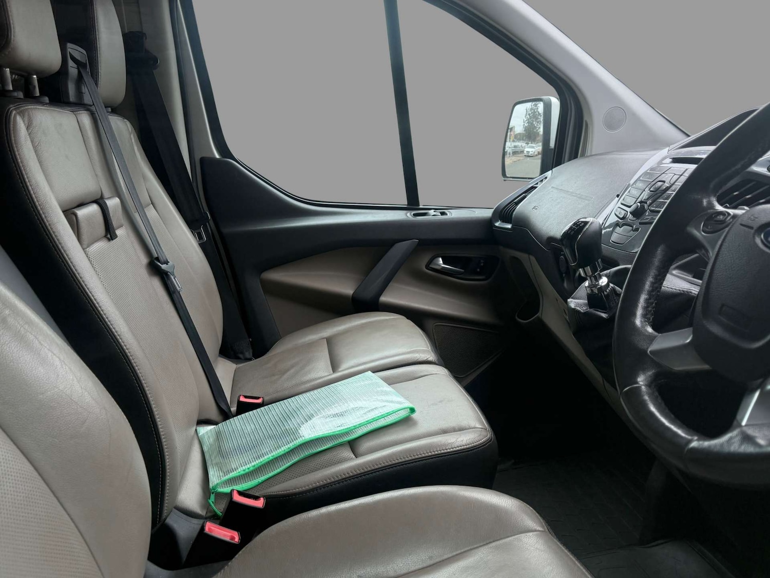 Used Ford Tourneo Custom 2014 for sale - 77065869: Photo 3