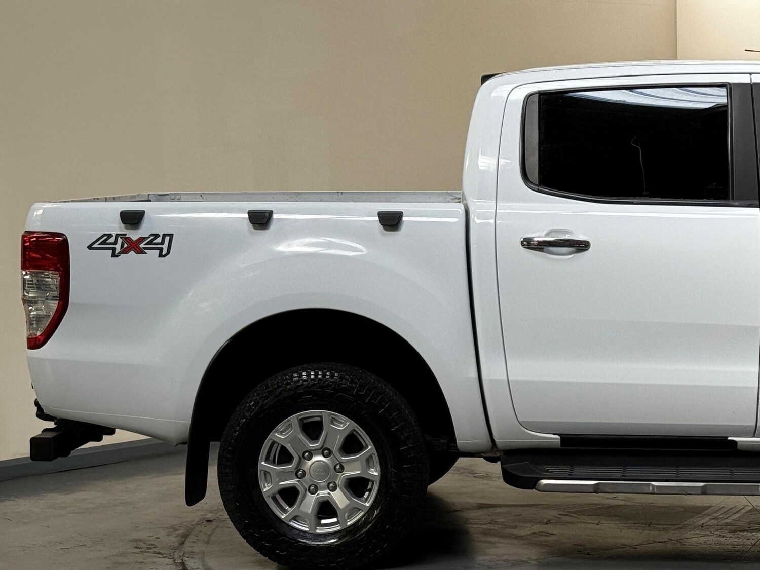 Vehicle 44
