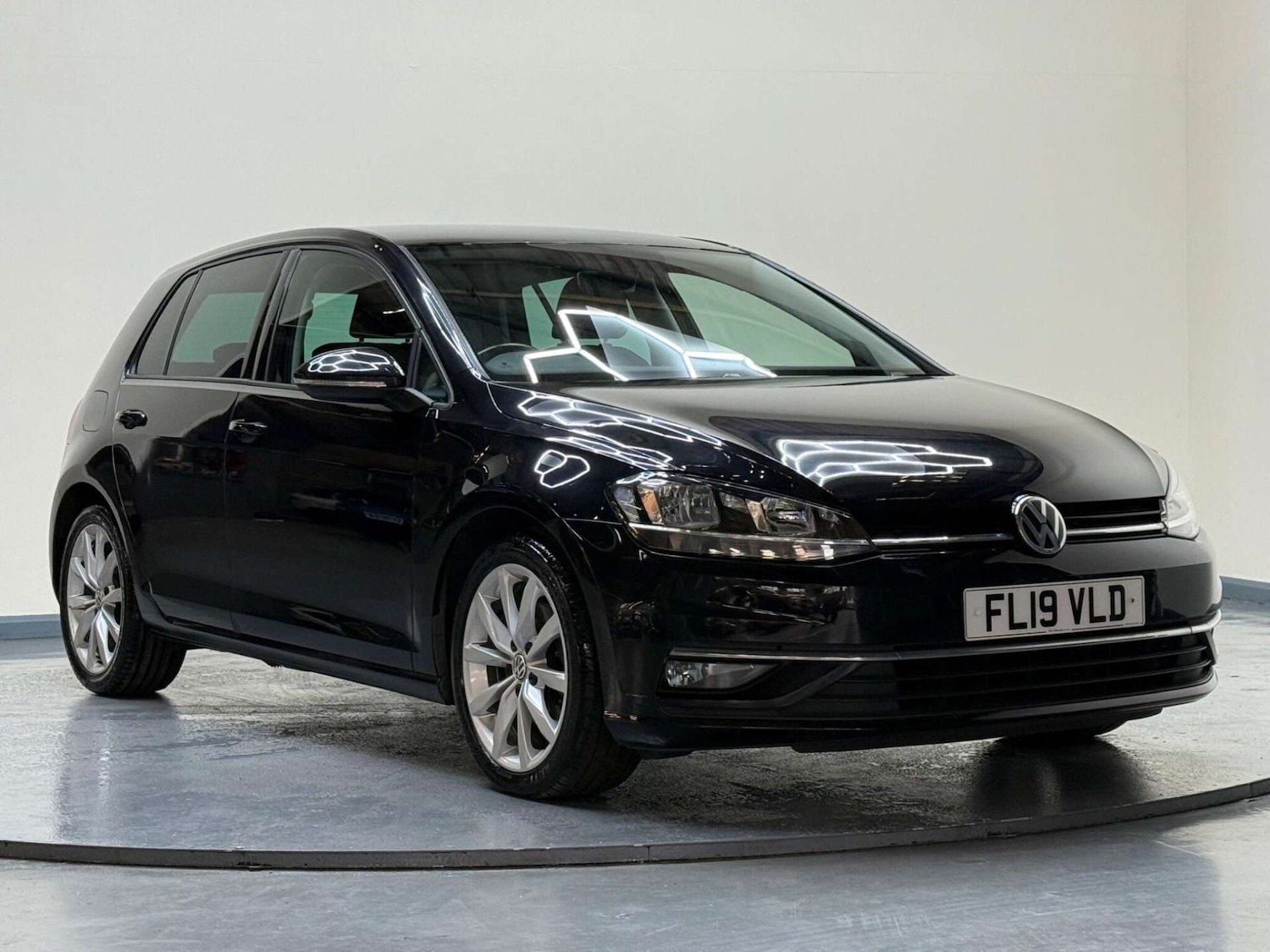 Used Volkswagen Golf 2019 for sale - 76762546: Photo 47