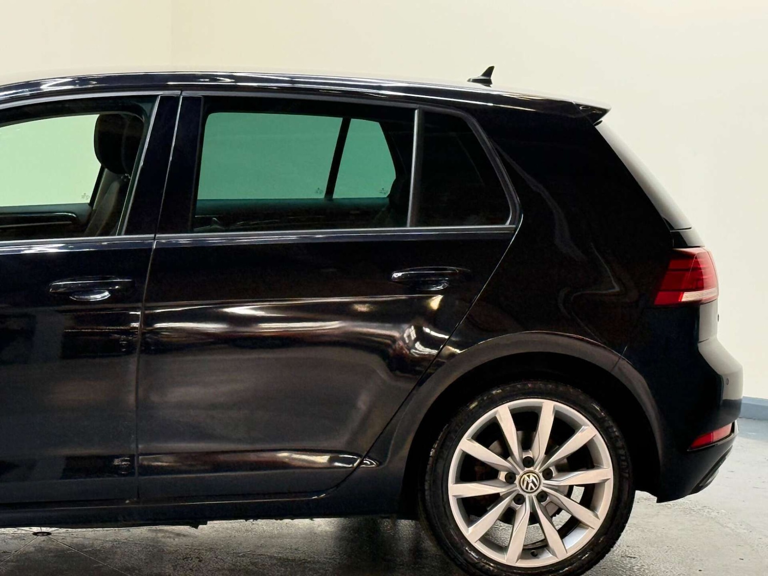 Used Volkswagen Golf 2019 for sale - 76762546: Photo 54