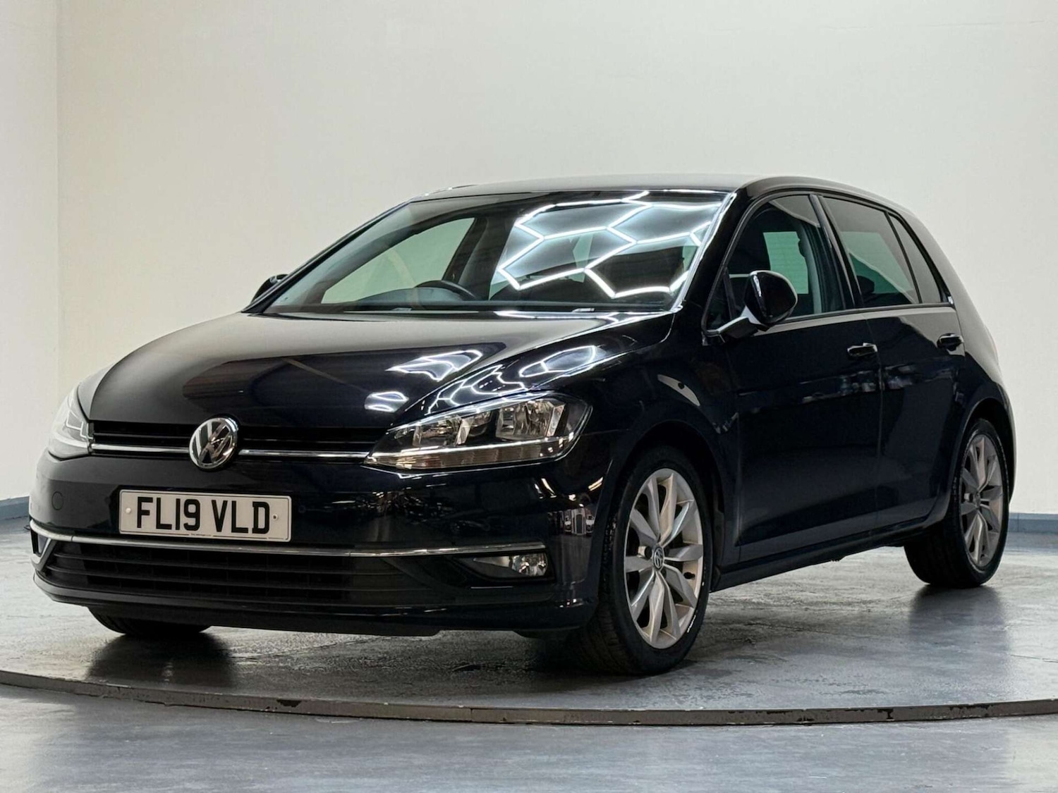 Used Volkswagen Golf 2019 for sale - 76762546: Photo 56