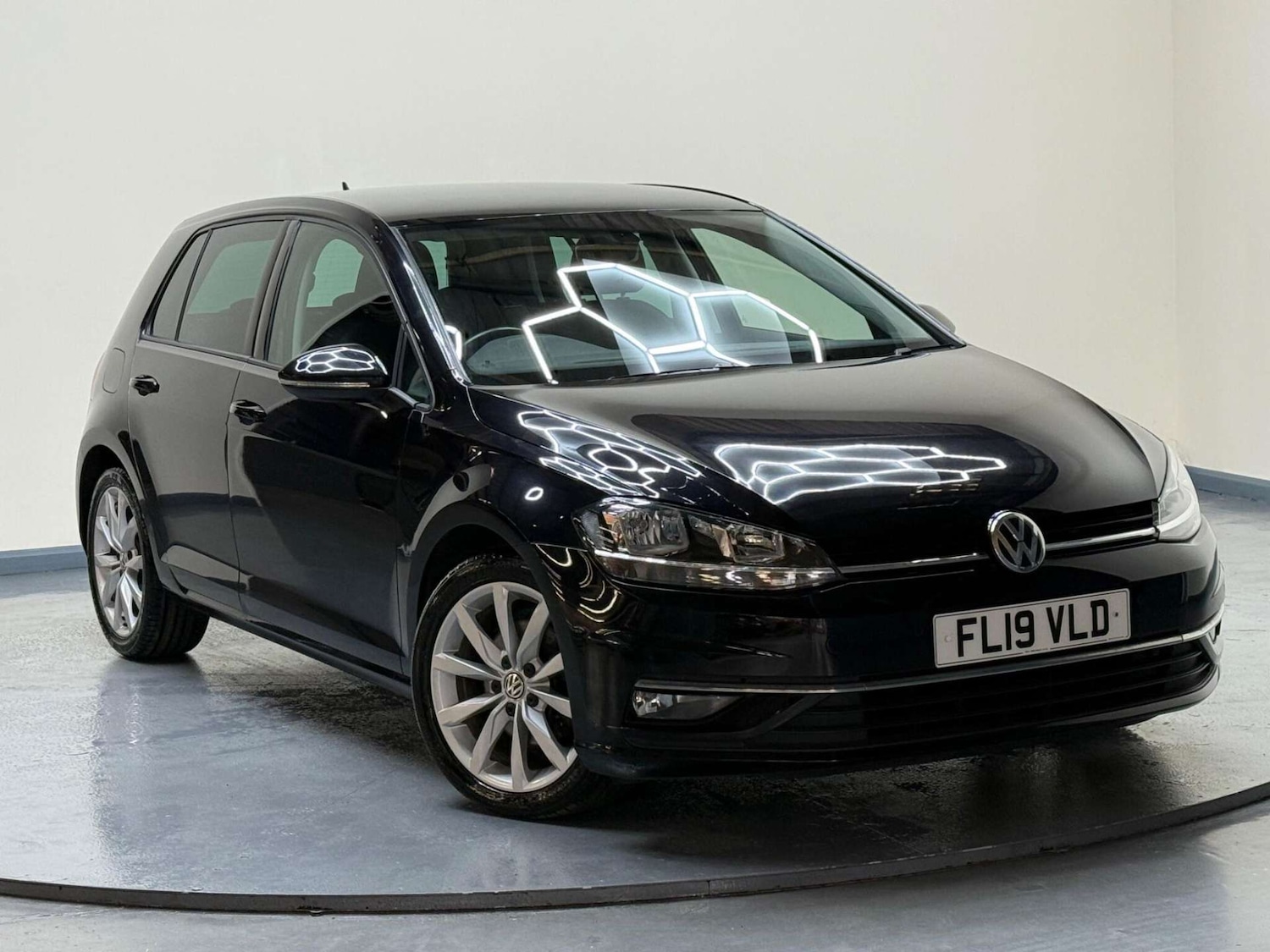 Used Volkswagen Golf 2019 for sale - 76762546: Photo 58