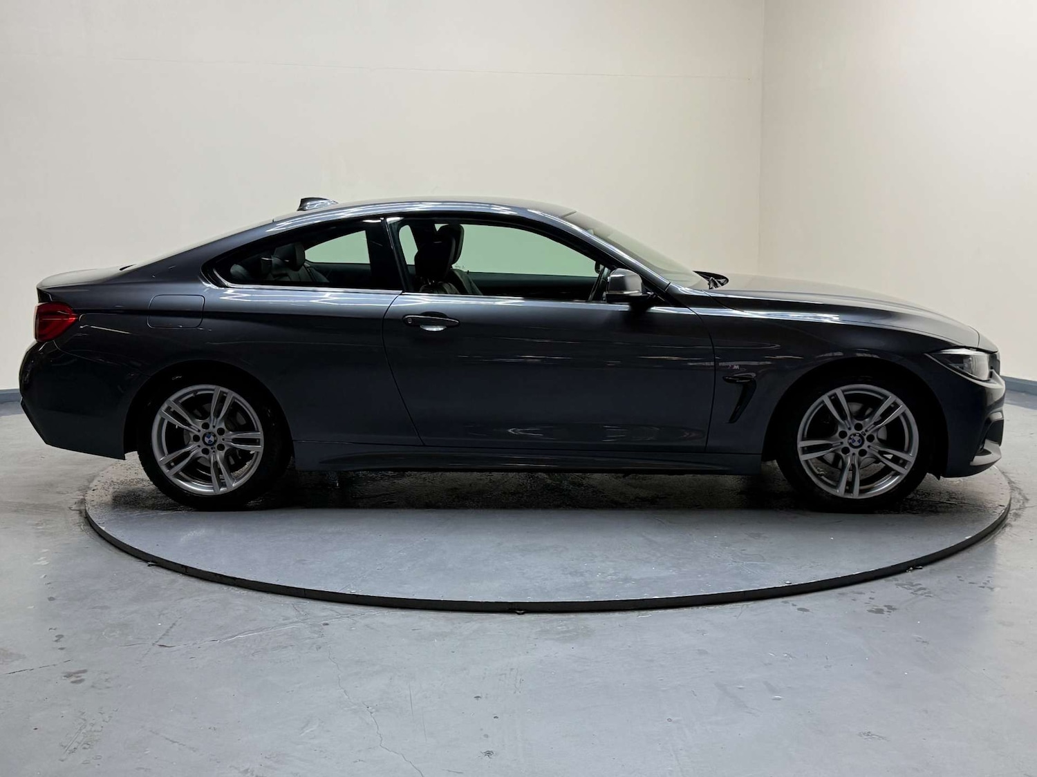 Used BMW 4 Series 2017 for sale - 76709173: Photo 12
