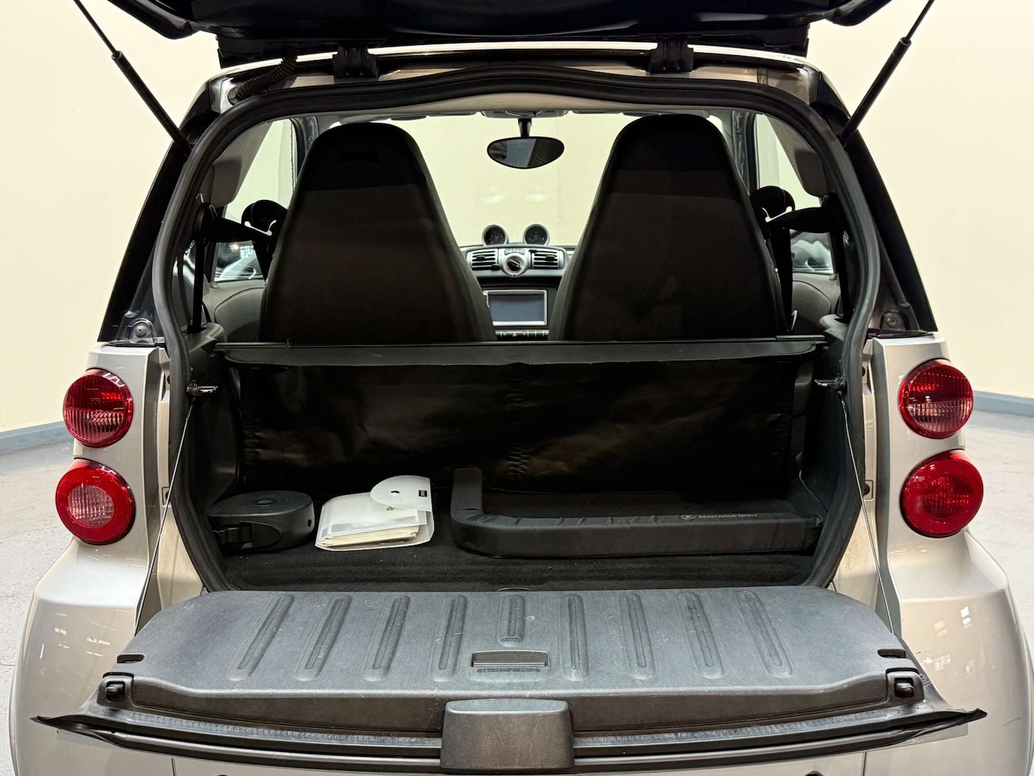 Used smart fortwo 2011 for sale - 78196754: Photo 10