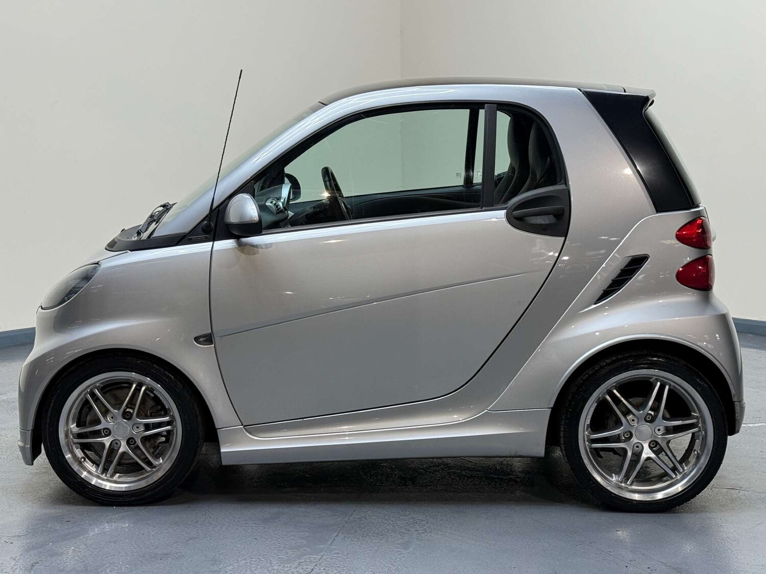 Used smart fortwo 2011 for sale - 78196754: Photo 28