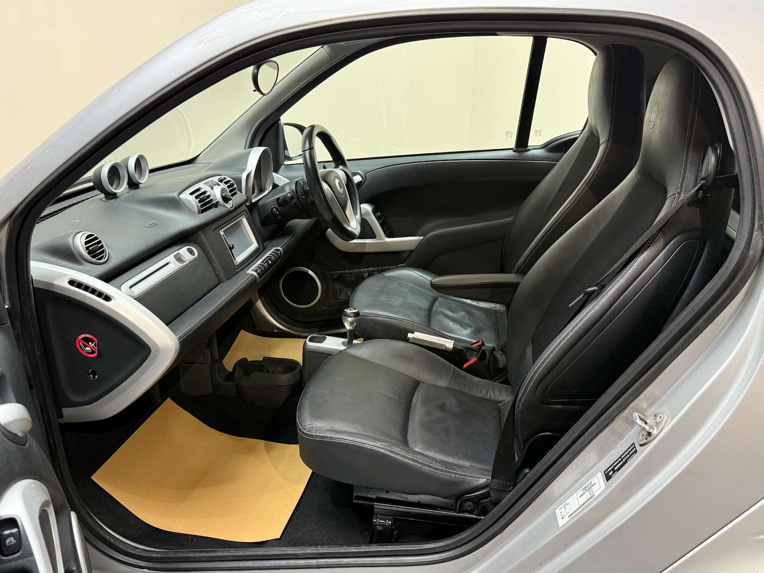 Used smart fortwo 2011 for sale - 78196754: Photo 3