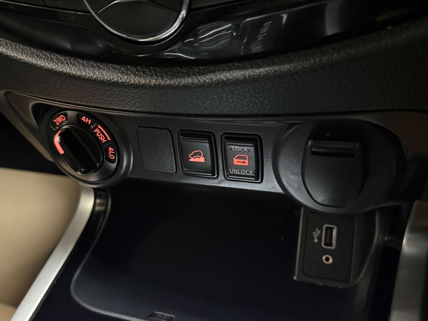 Used Nissan Navara 2021 for sale - 77678685: Photo 24