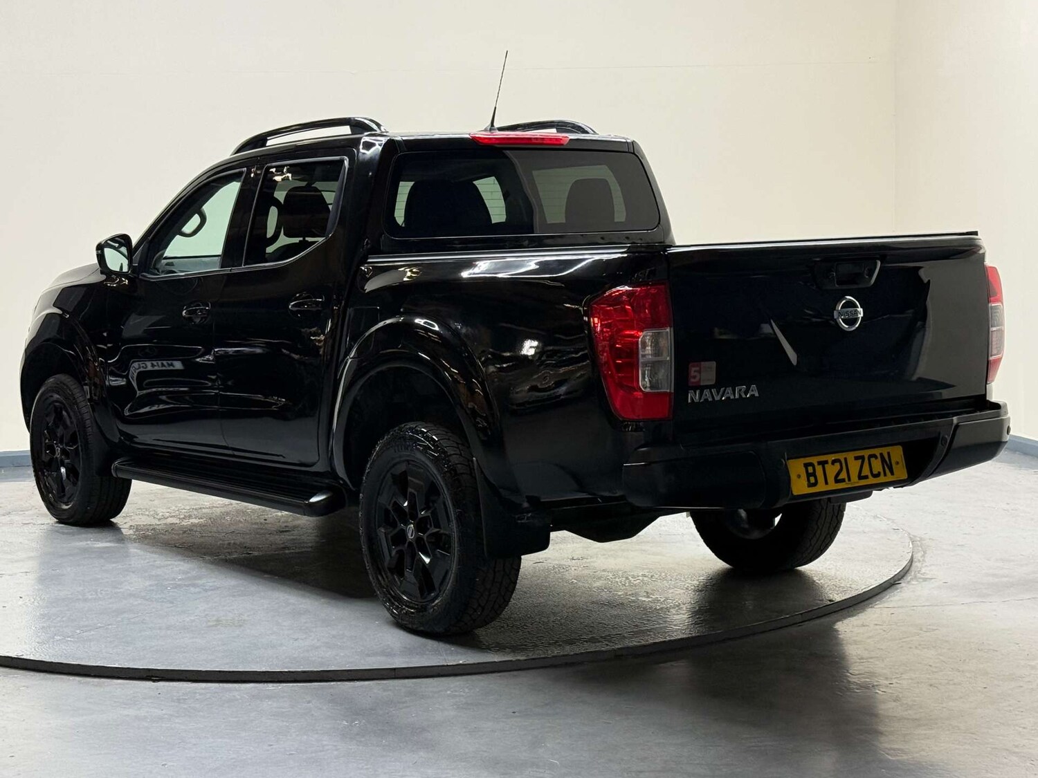 Used Nissan Navara 2021 for sale - 77678685: Photo 7