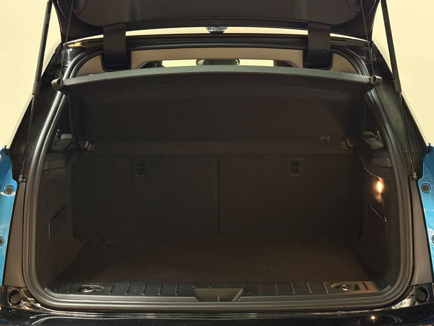 Used BMW i3 2018 for sale - 78144617: Photo 10