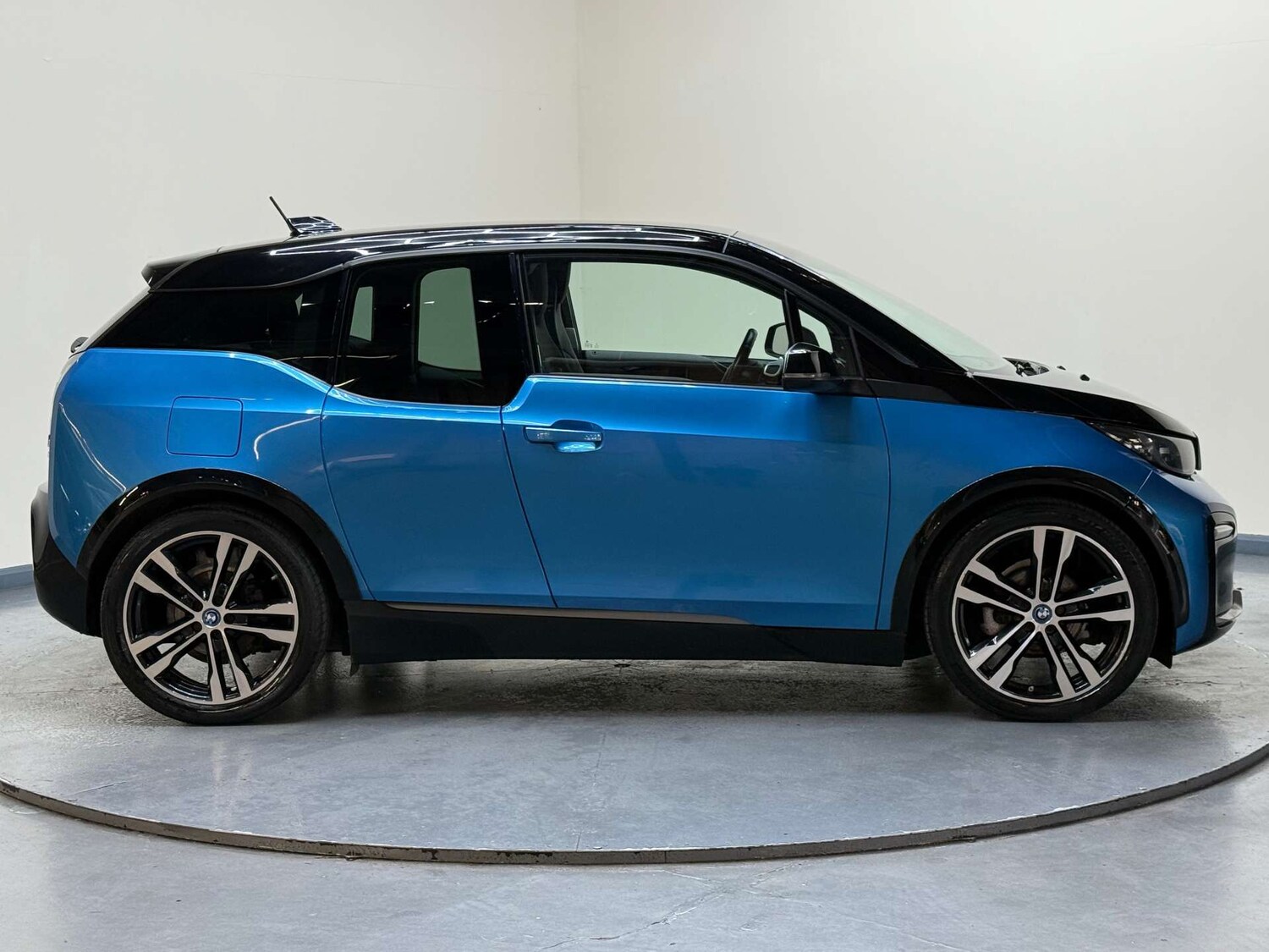 Used BMW i3 2018 for sale - 78144617: Photo 13