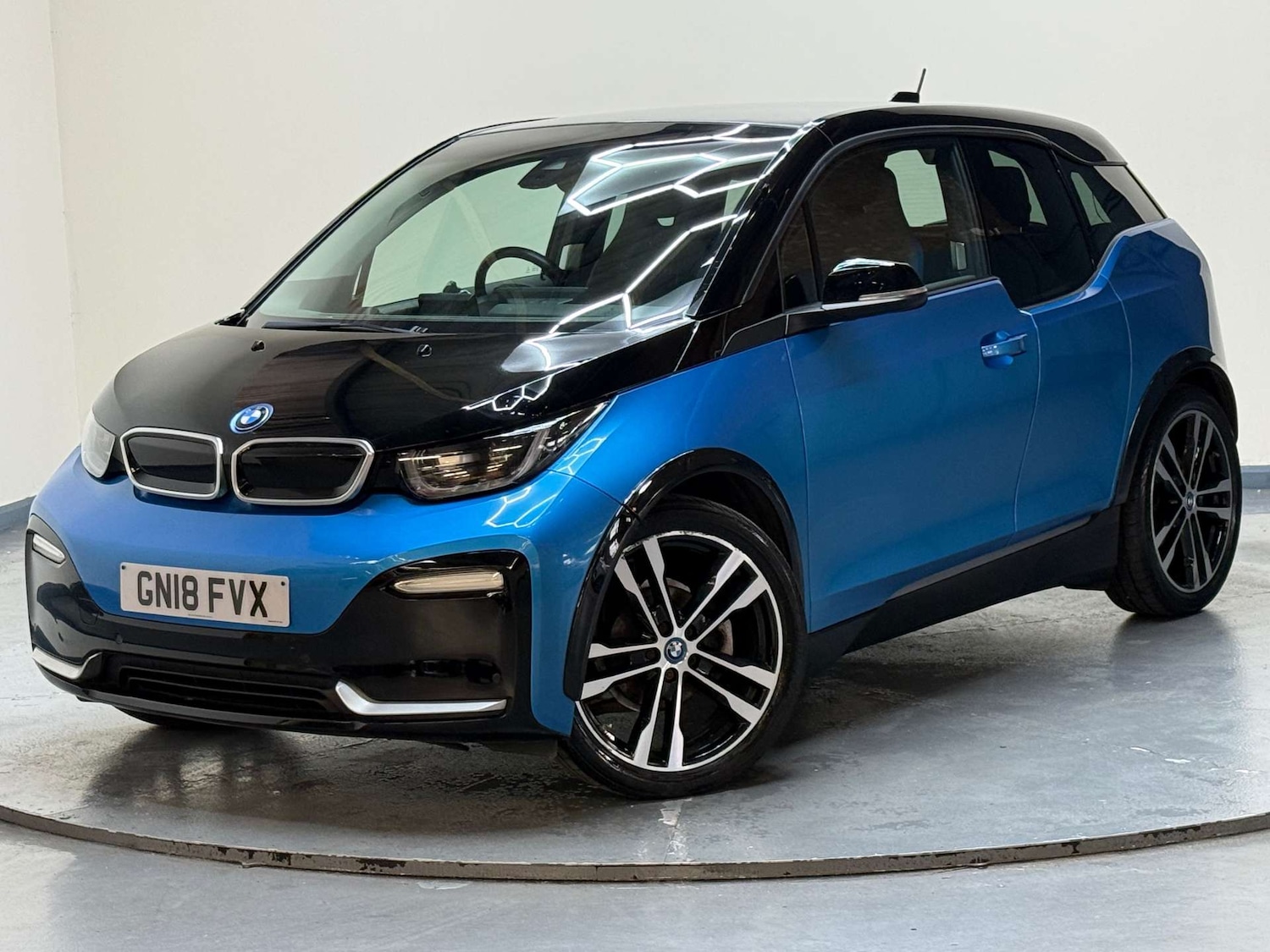 Used BMW i3 2018 for sale - 78144617: Photo 2