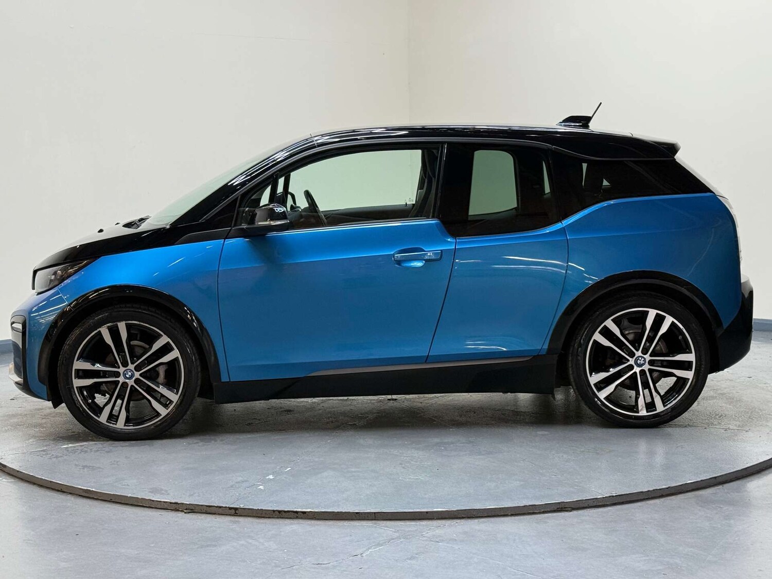 Used BMW i3 2018 for sale - 78144617: Photo 30