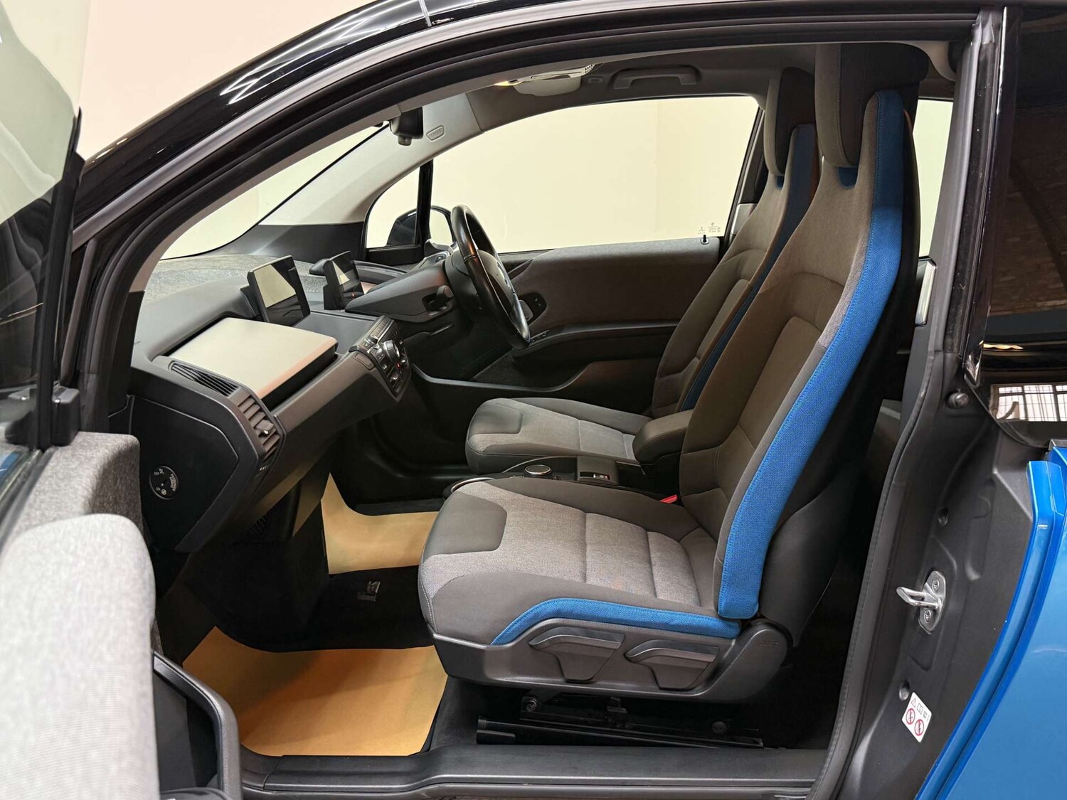 Used BMW i3 2018 for sale - 78144617: Photo 32