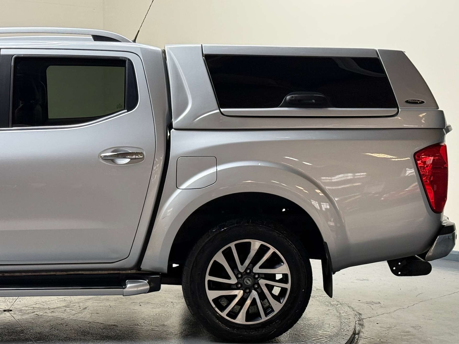 Used Nissan Navara 2018 for sale - 76255869: Photo 24