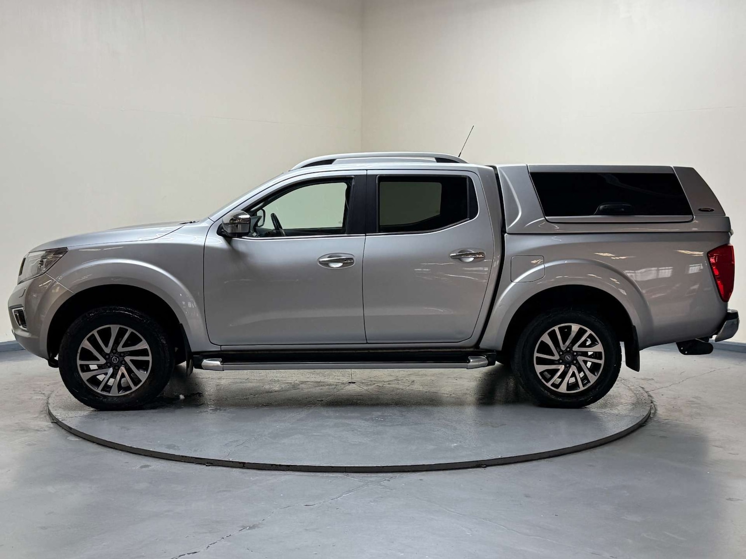 Used Nissan Navara 2018 for sale - 76255869: Photo 49