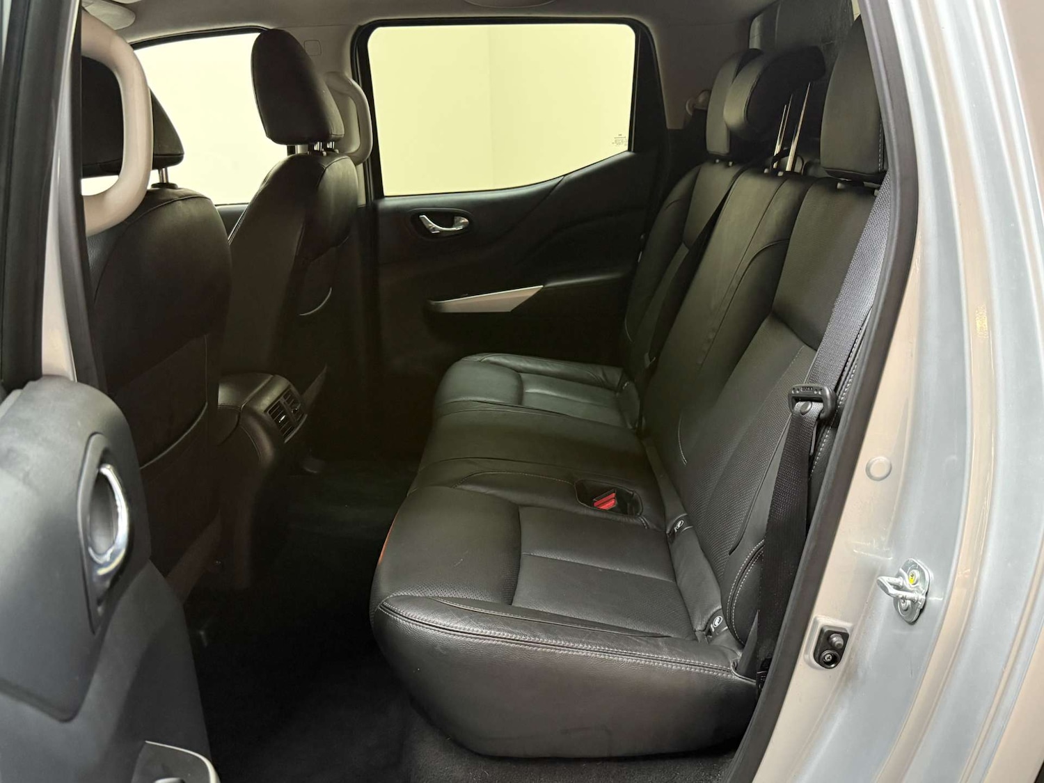 Used Nissan Navara 2018 for sale - 76255869: Photo 59