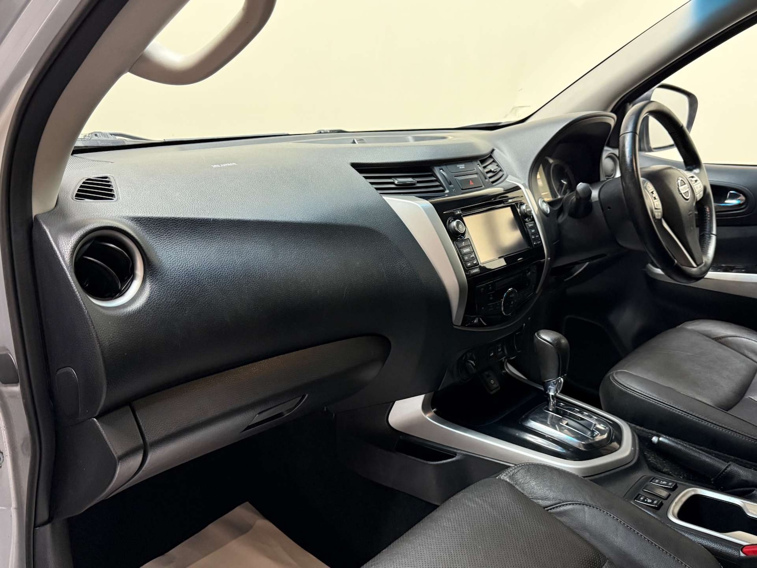 Used Nissan Navara 2018 for sale - 76255869: Photo 61