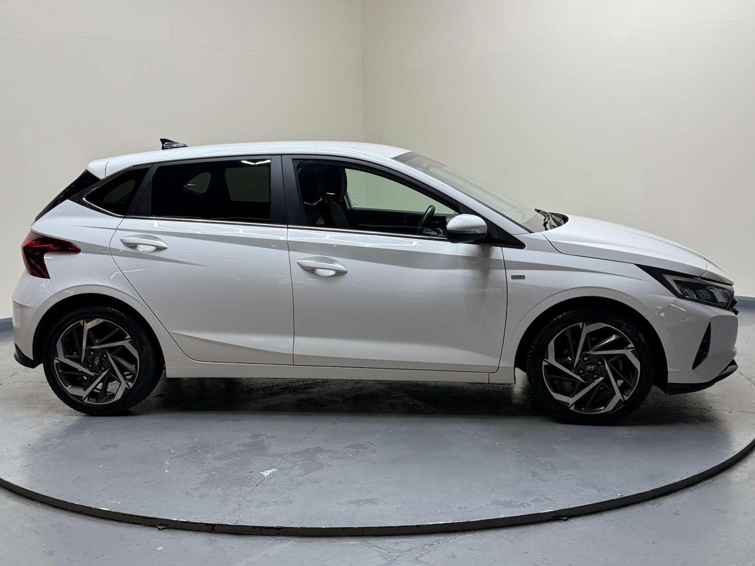 Used Hyundai i20 2023 for sale - 76919201: Photo 13