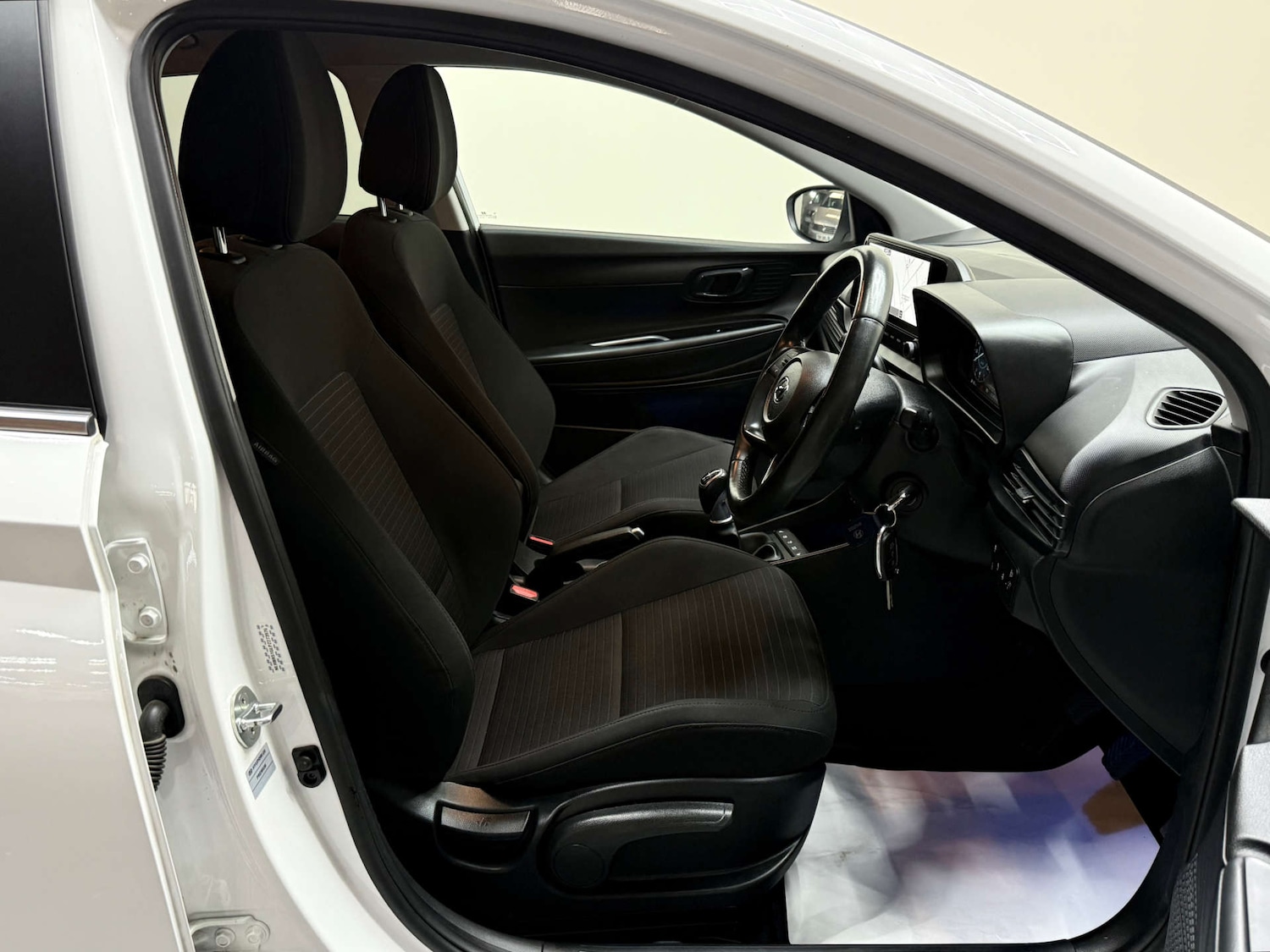 Used Hyundai i20 2023 for sale - 76919201: Photo 14