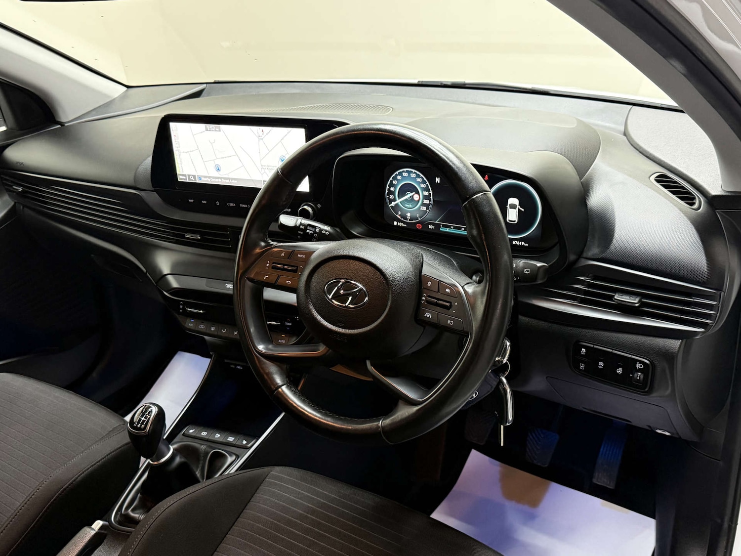 Used Hyundai i20 2023 for sale - 76919201: Photo 15