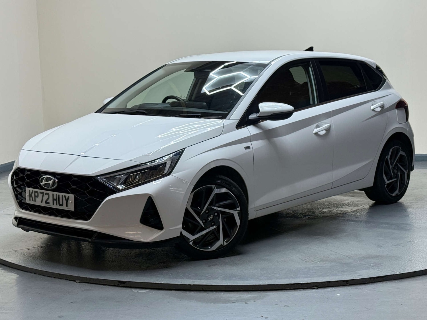 Used Hyundai i20 2023 for sale - 76919201: Photo 2