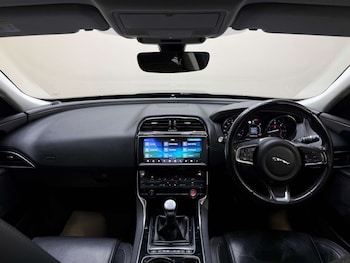 Used Jaguar XE 2019 for sale - 78267566: Photo