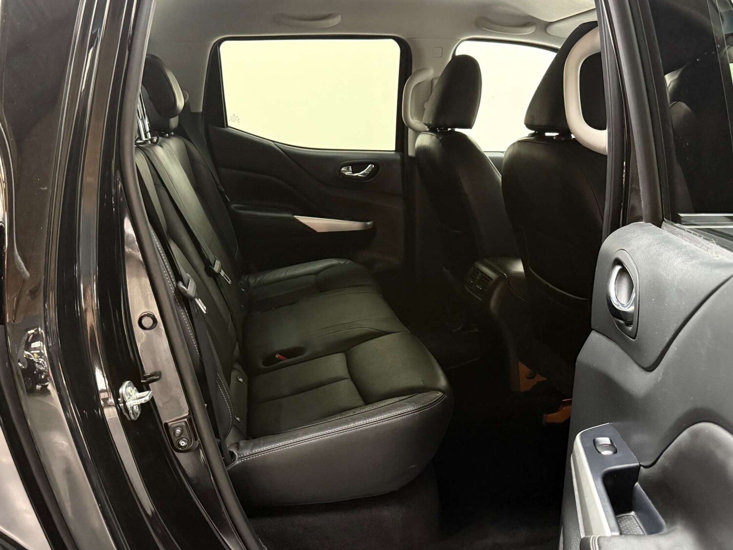 Used Nissan Navara 2021 for sale - 76600542: Photo 29