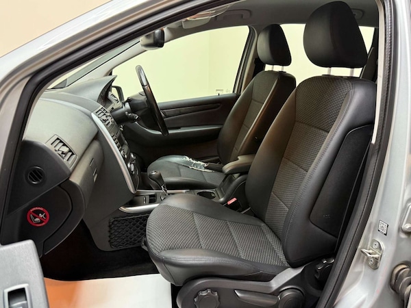 Used Mercedes-Benz A-Class 2011 for sale - 76181052: Photo 4
